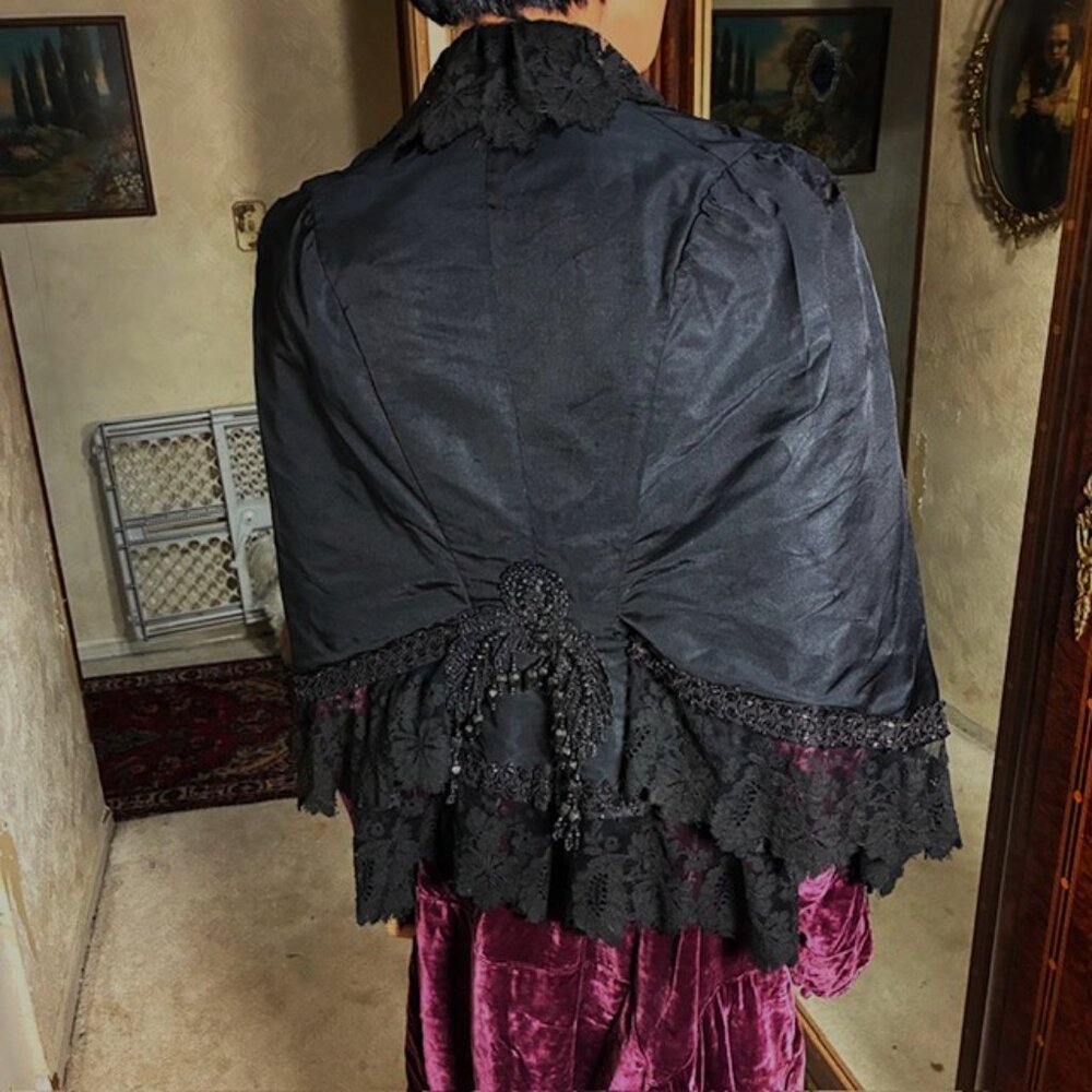 Removed 1890's Victorian Black Silk, Lace, Jet Beads Capelet